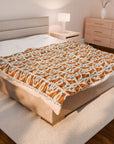 Golden Glamour Paws - Luxe Licks for Regal Retrievers Velveteen Plush Blanket
