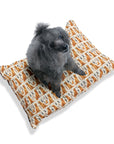 Golden Glamour Paws - Luxe Licks for Regal Retrievers Pet Bed