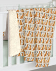 Golden Glamour Paws - Luxe Licks for Regal Retrievers Sherpa Fleece Blanket