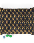 Majestic Hound Couture: German Shepherd LuxeBlend Pet Bed