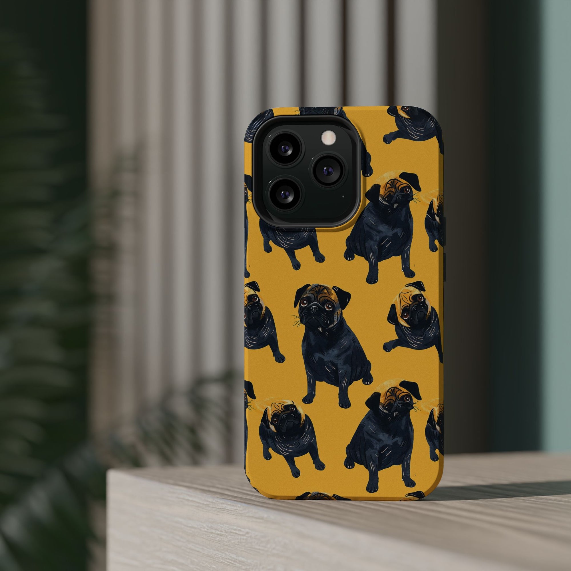 Puglet Posh Paradise Magnetic Tough Cases