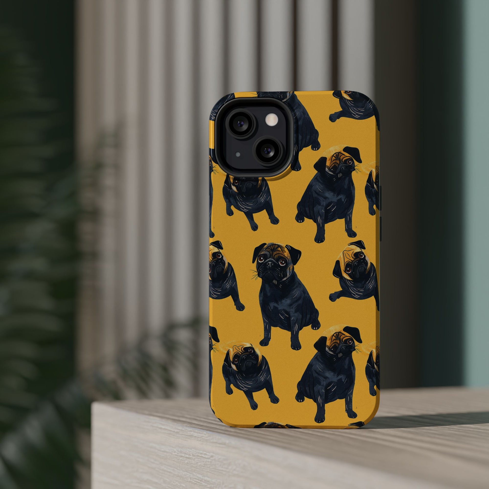 Puglet Posh Paradise Magnetic Tough Cases