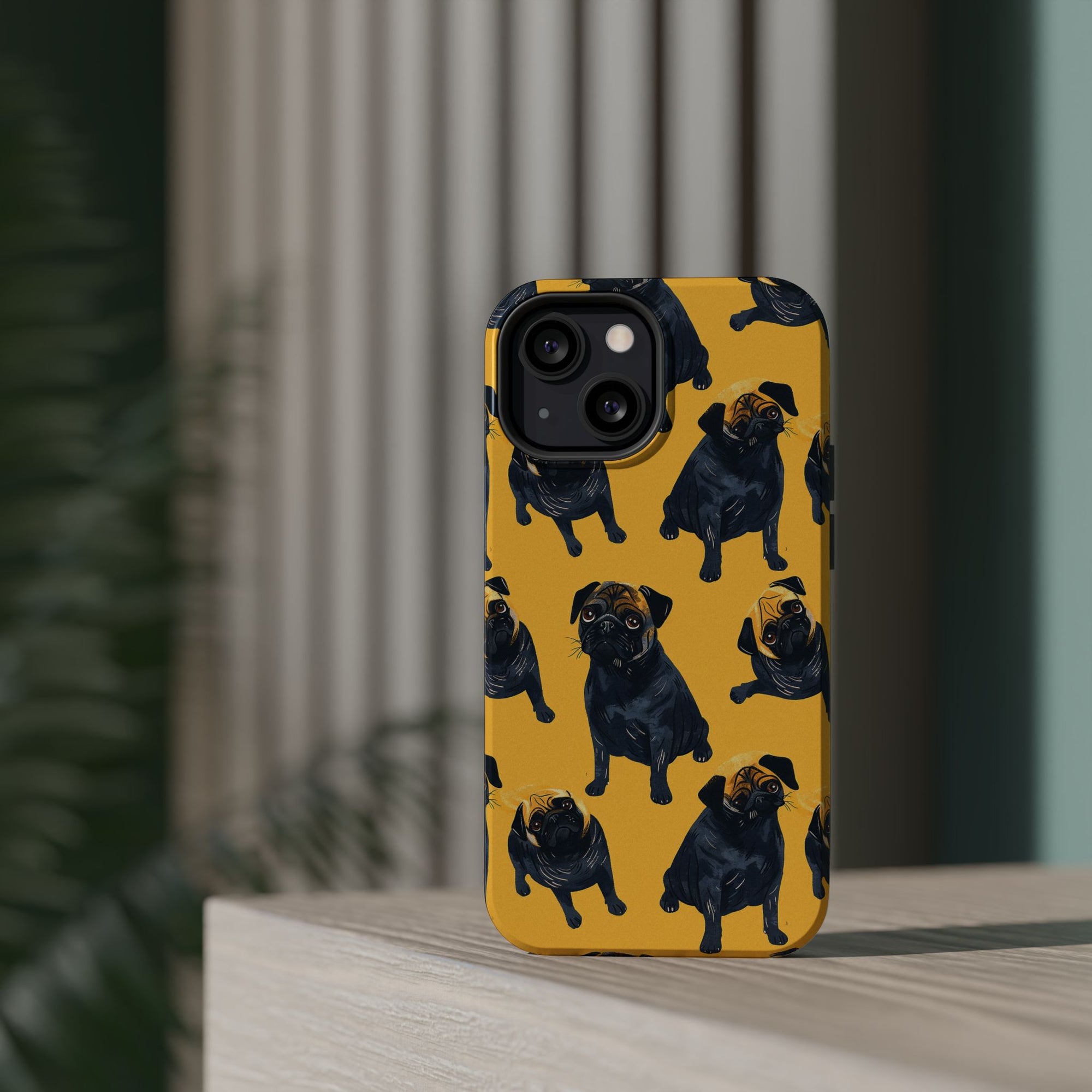 Puglet Posh Paradise Magnetic Tough Cases